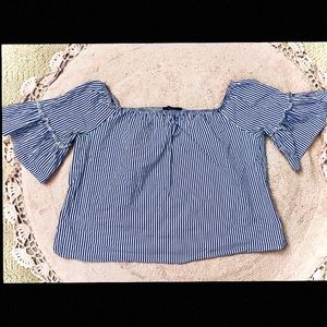 Forever 21 Off-The-Shoulder Top! 💙🤍